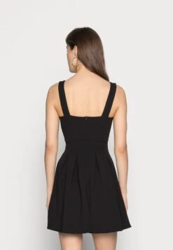 Wal G V Neck Skater - Cocktailjurk - Black 9 Wal G V Neck Skater - Cocktailjurk - Black -Fashion Verkoop 0008edfbcb0348a7a1ec0ced10010a59