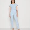 Wal G Archy Bow - Jumpsuit - Sky Blue -Fashion Verkoop 08da69dadbc147f1805c63f5dbf836ae