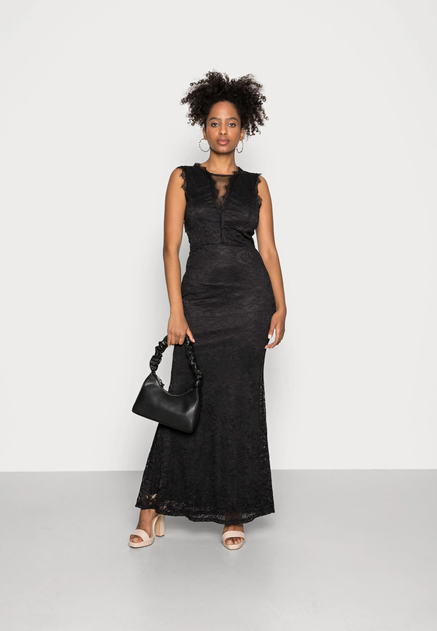 Wal G Sleevless Maxi - Galajurk - Black 4 Wal G Sleevless Maxi - Galajurk - Black - Afbeelding 2