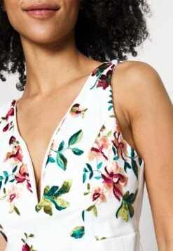 EmbroideredSkater - Jurk - White Floral 13 EmbroideredSkater - Jurk - White Floral -Fashion Verkoop 0dc204d9e54449c49a62b1936990bf34