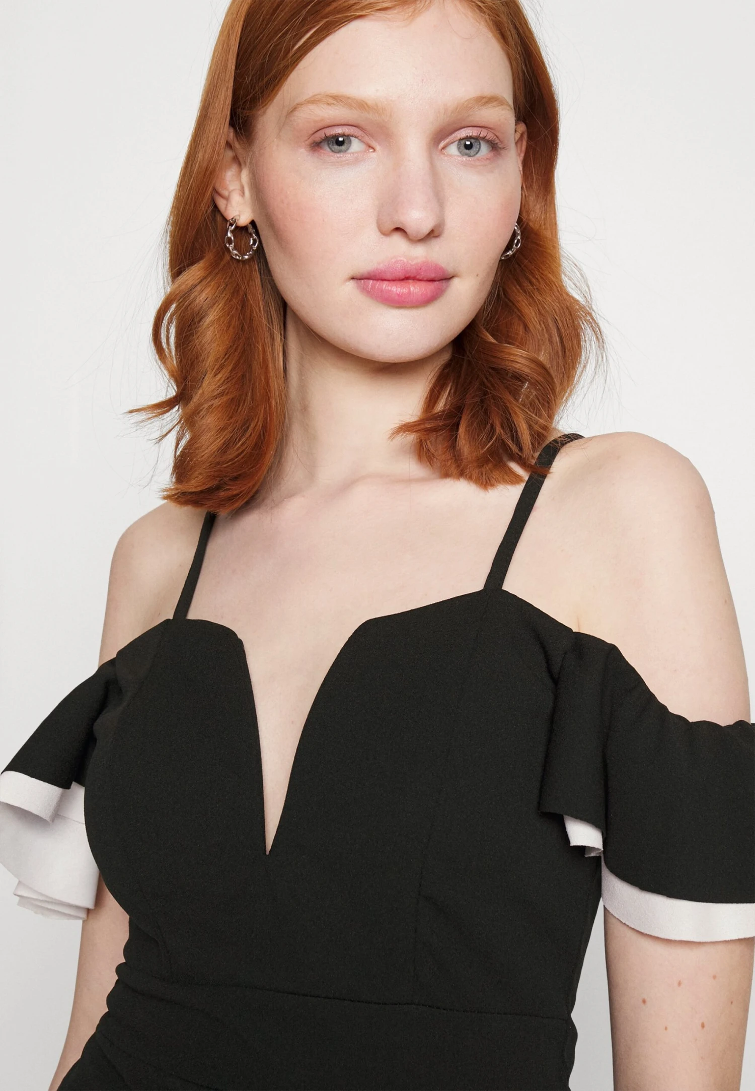 Wal G Simah Frill Midi Dress - Jerseyjurk - Black/White 6 Wal G Simah Frill Midi Dress - Jerseyjurk - Black/White - Afbeelding 4