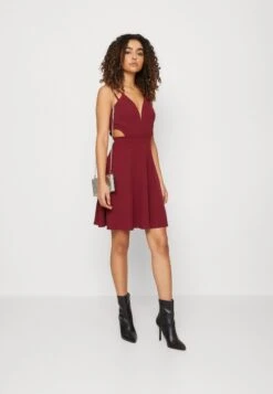 Wal G Milly Strap Skater - Jerseyjurk - Wine -Fashion Verkoop 1604eba4ae294c20ac43e5aaf20aa556