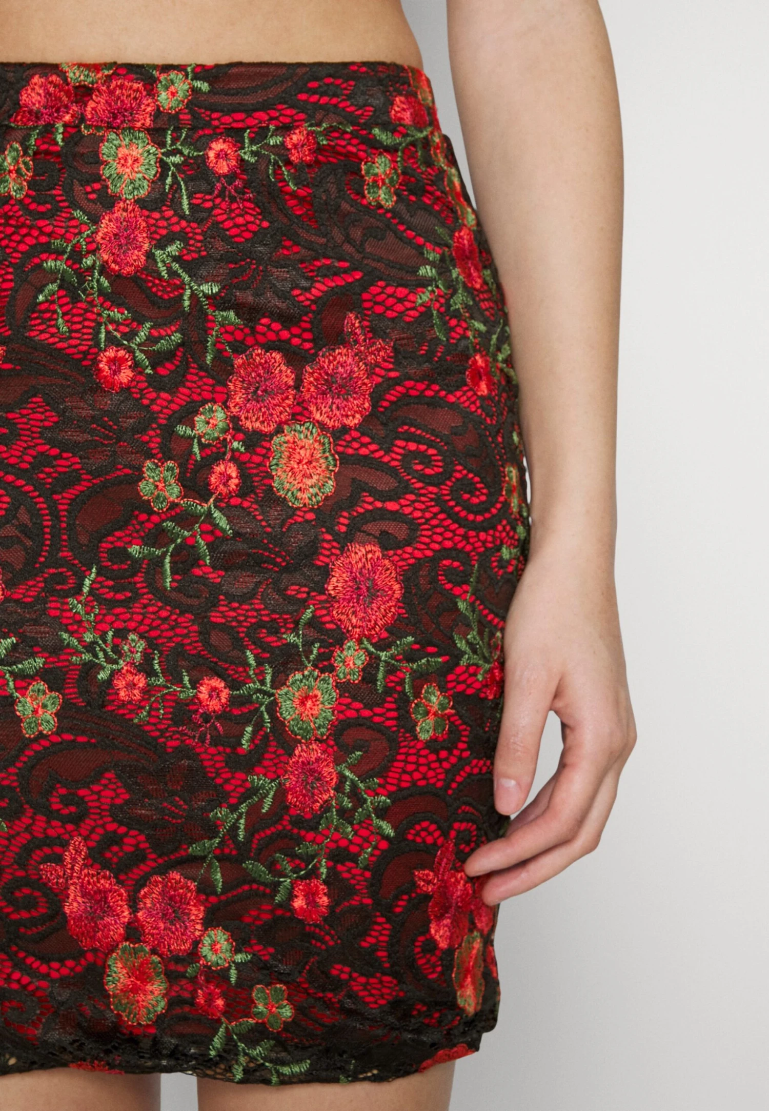 Wal G Peppy Skirt - Minirok - Red/Black 7 Wal G Peppy Skirt - Minirok - Red/Black - Afbeelding 6