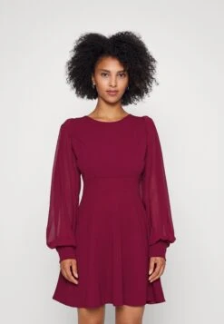 Kat Sleeve Dress - Cocktailjurk - Berry Wine