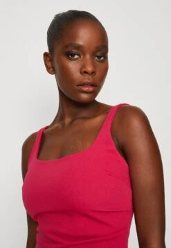 Wal G Mima Midi - Jerseyjurk - Fuchsia -Fashion Verkoop 2ce877358632426e942b75e580d77da7