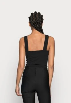 Wal G Tortoise Button Body - Top - Black -Fashion Verkoop 385f129da54741ce9d94ac29f2473f52