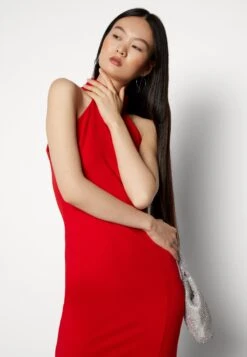 Wal G Halter Neck Maxi Dress - Galajurk - Red -Fashion Verkoop 3b9c6e523246487e9ee5e449083fd5de