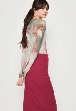 Wal G Valentines Heart Midi Skirt - Kokerrok - Magenta -Fashion Verkoop 417646f279d8487fa20e7d3bba89324d