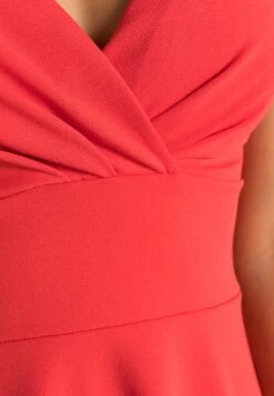 Wal G V Neck Strappy Skater Dress - Cocktailjurk - Coral -Fashion Verkoop 4587896c29094a84bcde7059bfadbef5