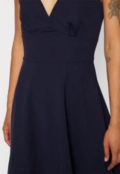 Wal G Jina Skater Dress - Jerseyjurk - Navy Blue -Fashion Verkoop 484d42a915ad4e5d96dedda0e34d45b7