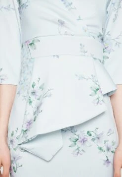 Isabella Wrap Print Midi - Jerseyjurk - Baby Blue 11 Isabella Wrap Print Midi - Jerseyjurk - Baby Blue -Fashion Verkoop 48e37edd4d5948a2b214d6539eb481fc