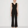 Wal G Billy V Neck - Jumpsuit - Black