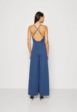 Wal G Aiden Cross Back - Jumpsuit - Denim Blue -Fashion Verkoop 4e7f86fc7813479bb8213fcc24f13c4c