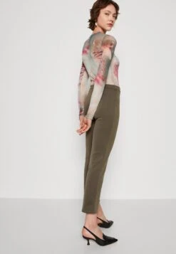 Wal G Brody Trouser - Broek - Khaki 11 Wal G Brody Trouser - Broek - Khaki -Fashion Verkoop 54effb3484f3461c987df9d7acd5687d