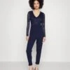 Wal G Blake Long Sleeve - Jumpsuit - Navy Blue -Fashion Verkoop 558fccaad6dd42c8880822aec02fe802