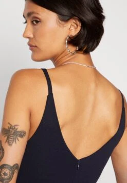 Wal G Strappy Square Neck Midi Dress - Etui-Jurk - Navy Blue -Fashion Verkoop 55df5442b94545a19fc7c4eca176c5b2