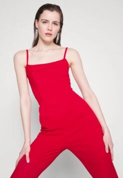 Xina Strappy - Jumpsuit - Red -Fashion Verkoop 58d9dda47c384ef2b690aa7657f7f557