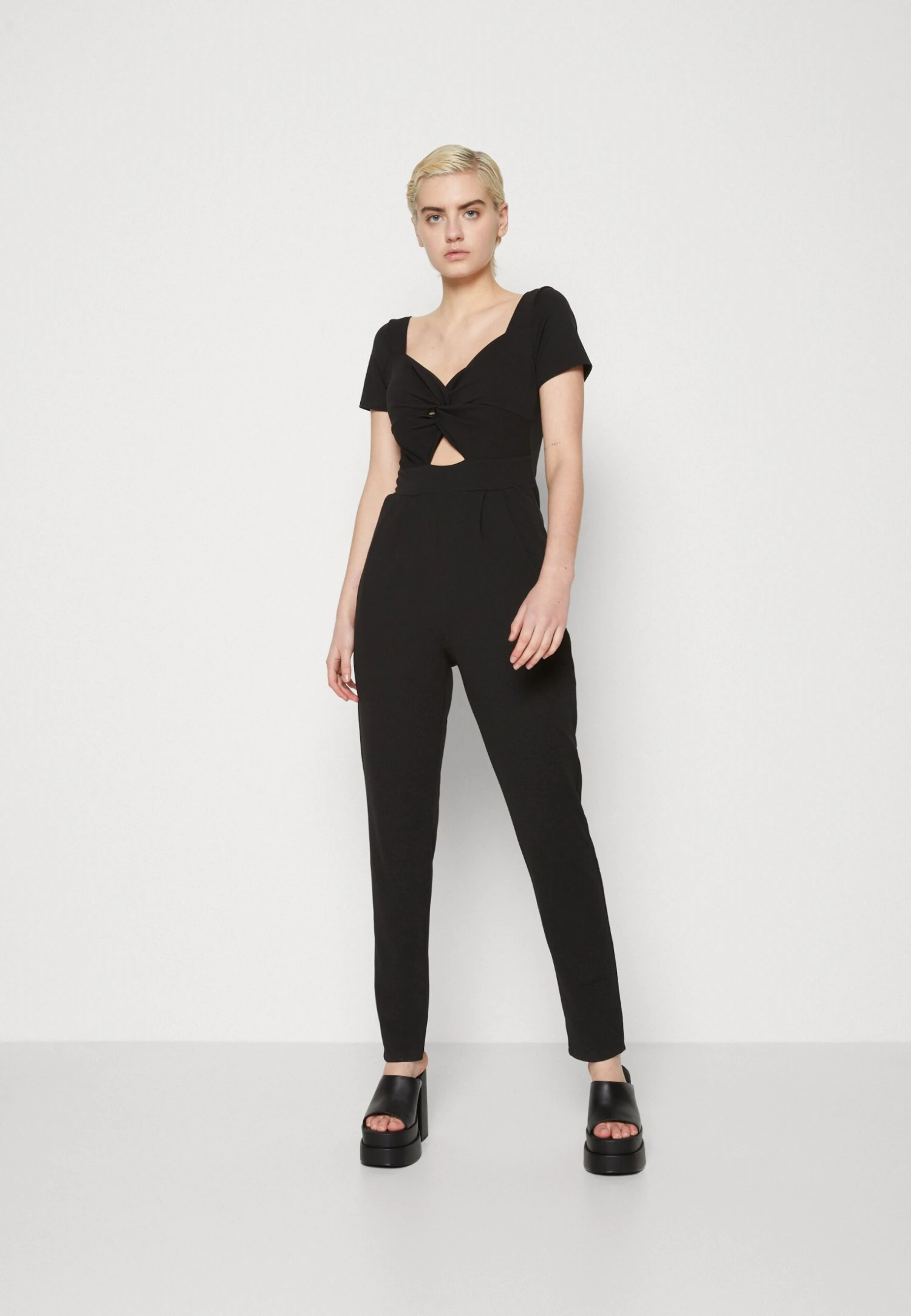 Wal G Sarb Cut Out- Jumpsuit - Black 3 Wal G Sarb Cut Out- Jumpsuit - Black