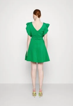 Wal G Haily Ruffle Skater - Cocktailjurk - Leaf Green -Fashion Verkoop 5b3783a996644f8696e74ea4e4324e6b