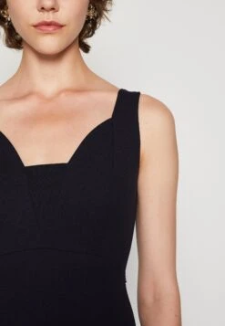 Wal G Anabella Ruffle Bottom Midi - Jerseyjurk - Navy Blue 13 Wal G Anabella Ruffle Bottom Midi - Jerseyjurk - Navy Blue -Fashion Verkoop 5edbb774d785453a86c22331a01a2254