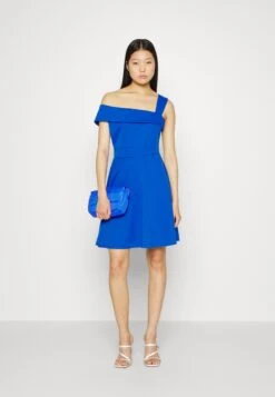 Wal G Noelle Off The Shoulder Skater - Jerseyjurk - Electric Blue -Fashion Verkoop 638fc12707424e61989babd38150bc7a