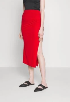 Wal G Reilly Rouched Midi Skirt - Kokerrok - Red