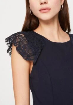 Wal G Sarah Lace - Jumpsuit - Navy Blue 13 Wal G Sarah Lace - Jumpsuit - Navy Blue -Fashion Verkoop 69625b6cb40d4ae6abf70e0df20fde0a