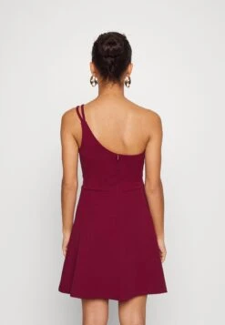 Relly Strap Skater - Cocktailjurk - Wine -Fashion Verkoop 6a24e55f9a734368b5d5393b74eacffd