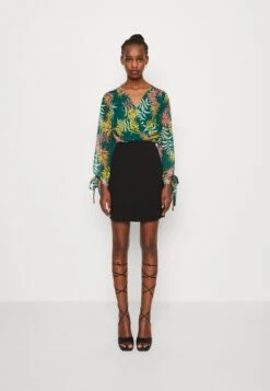 Wal G Cruise Collection Tropical Contrast Mini Dress - Jurk - Multicoloured