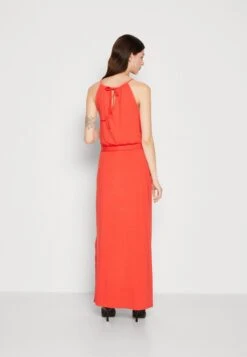 Wal G Summer Essentials Lenny Strappy - Maxi-Jurk - Fiery Red -Fashion Verkoop 6cf9d93ee810406ba45c8957f49d02f8