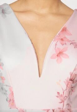 Wal G Wedding Jamie Flare Sleeve Midi - Etui-Jurk - Pink -Fashion Verkoop 6e55c7ccbc3f4464afcfeef8cb192e50