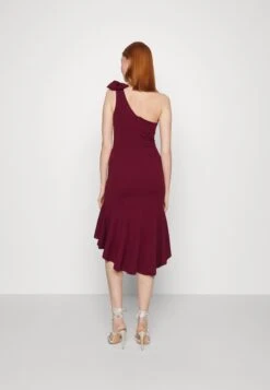 Wal G Indy Cross Neck Maxi - Jerseyjurk - Berry Wine -Fashion Verkoop 6f12ce7007f7483398462a43d7661a5d