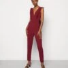 Wal G Rayna Ruffled- Jumpsuit - Berry Wine -Fashion Verkoop 7061e316ffcd470e97108fdbe3464669