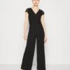 Wal G Cecillian V Neck - Jumpsuit - Black -Fashion Verkoop 7c6dade8766748fbaafb52da922ed921