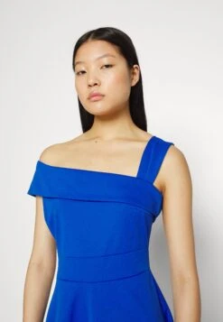 Wal G Noelle Off The Shoulder Skater - Jerseyjurk - Electric Blue -Fashion Verkoop 7d002c33869943f5a8d8e2c3438bab3c