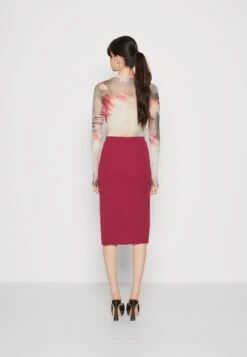Wal G Valentines Heart Midi Skirt - Kokerrok - Magenta -Fashion Verkoop 7e3123c7a9914eebbdecb3413afd9347