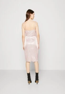 Wal G Party Hallis Shimmer Midi - Cocktailjurk - Pink -Fashion Verkoop 7f18ee72d89747ce8f27ab690a64e923