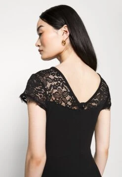 Cecillian V Neck Jumpsuit - Jumpsuit - Black -Fashion Verkoop 85e1dfda71624f3dbfca6a55d9170251