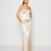 Wal G Evalina One Sleeve Maxi - Galajurk - Champagne -Fashion Verkoop 87cf0a397b6f4466959f0b6eb08c346f
