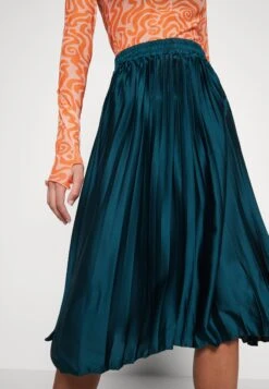 Wal G Penny Pleat Skirt - Plooirok - Emerald Green 11 Wal G Penny Pleat Skirt - Plooirok - Emerald Green -Fashion Verkoop 8819c204d90e4c999b2e6c72d18bd2e1