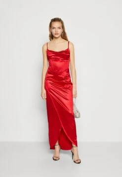 Wal G Sasha Maxi Dress - Galajurk - Red -Fashion Verkoop 89323897716142b2809f9f251576ae5a