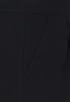 Curve Maxine- Jumpsuit - Black/White -Fashion Verkoop 8d6ebc534aae4c18afbf1372c2c69eec