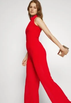 Wal G Fiona Cut Out Neck- Jumpsuit - Red -Fashion Verkoop 8fc9261d4bc74ed2adf21a9c78dead98