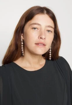 Joan - Jumpsuit - Black 11 Joan - Jumpsuit - Black -Fashion Verkoop 907bf4956e844e18be6c899820694152