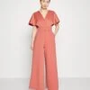Wedding Petite Betty Wrap Jumpsuit - Jumpsuit - Rosa -Fashion Verkoop 911b51f9098c4b6ab8d3dce949757ed7