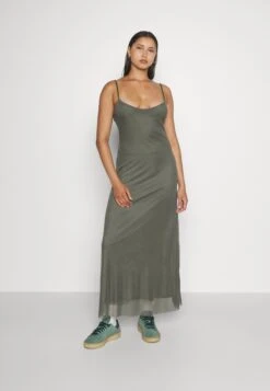 Wal G Sandy - Maxi-Jurk - Khaki Green 11 Wal G Sandy - Maxi-Jurk - Khaki Green -Fashion Verkoop 923379f7750443999b018448d14bccfe