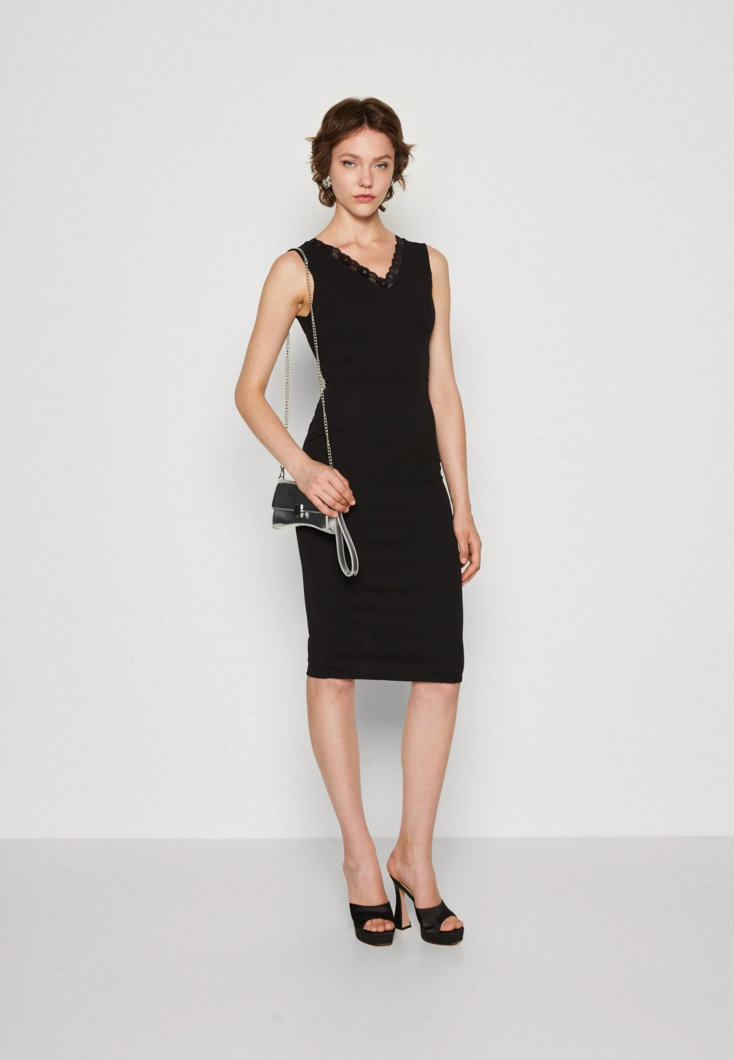 Wal G Joel Midi - Cocktailjurk - Black 4 Wal G Joel Midi - Cocktailjurk - Black - Afbeelding 2