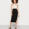 Wal G Marla Knot Halter Midi Dress - Cocktailjurk - Champagne/Black -Fashion Verkoop 9fcb9100f25543ae84e2caa99453c8ce