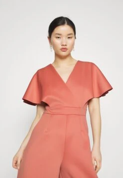 Wedding Petite Betty Wrap Jumpsuit - Jumpsuit - Rosa -Fashion Verkoop a039e1654713452e899e7e1b3f2d549b