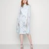Wal G Wedding Cape Midi Dress - Jerseyjurk - Dark Blue/Multi -Fashion Verkoop a153f132d1e64295be423f81fba2d4df